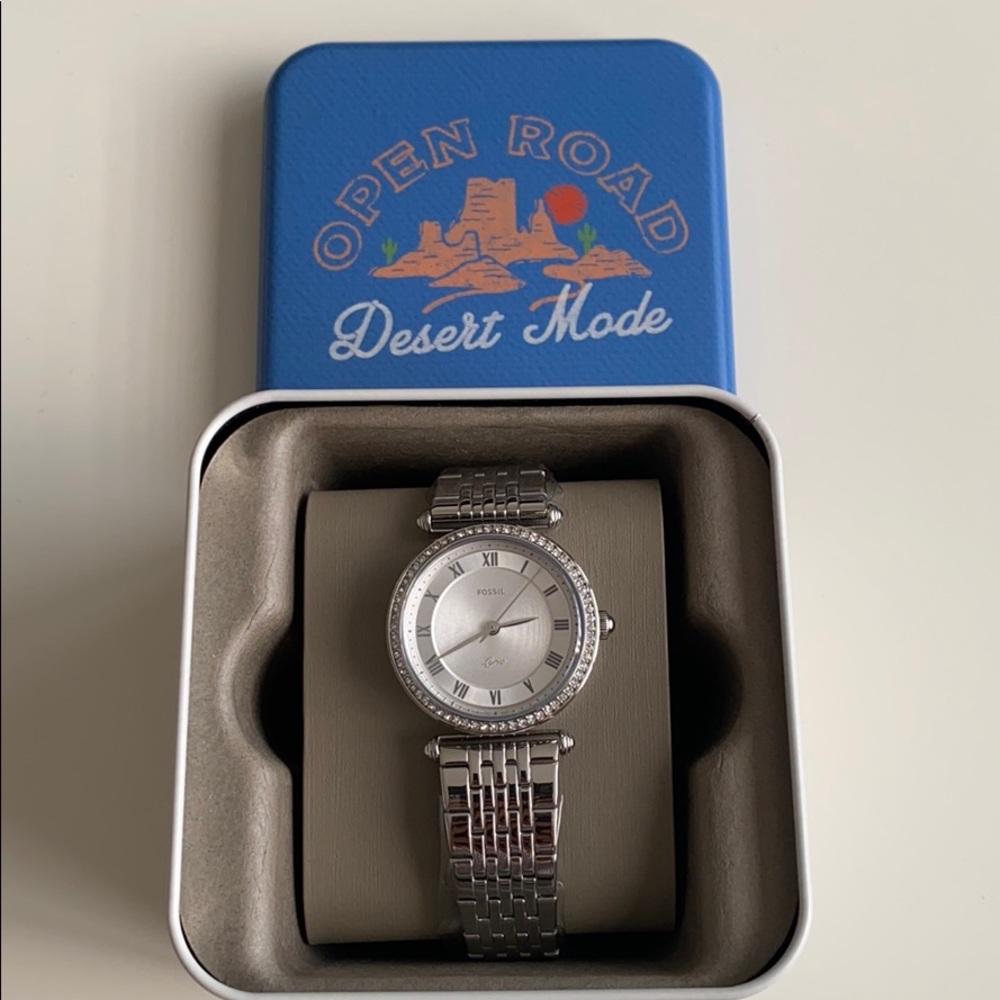 ✨NEW✨ Fossil women watch